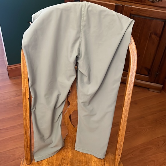 Leggings - Picture 2 of 3